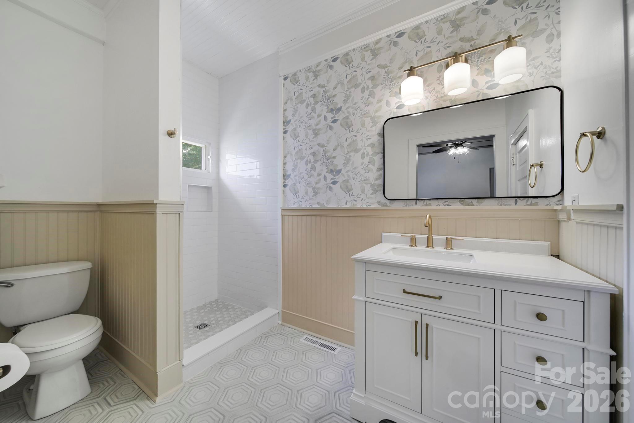1638 Longfellow Street Charlotte NC 28205
