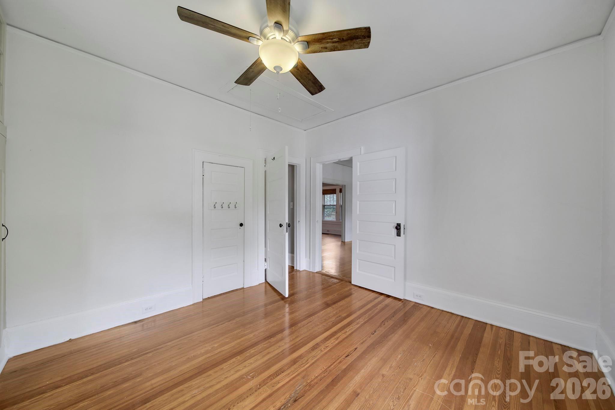 1638 Longfellow Street Charlotte NC 28205