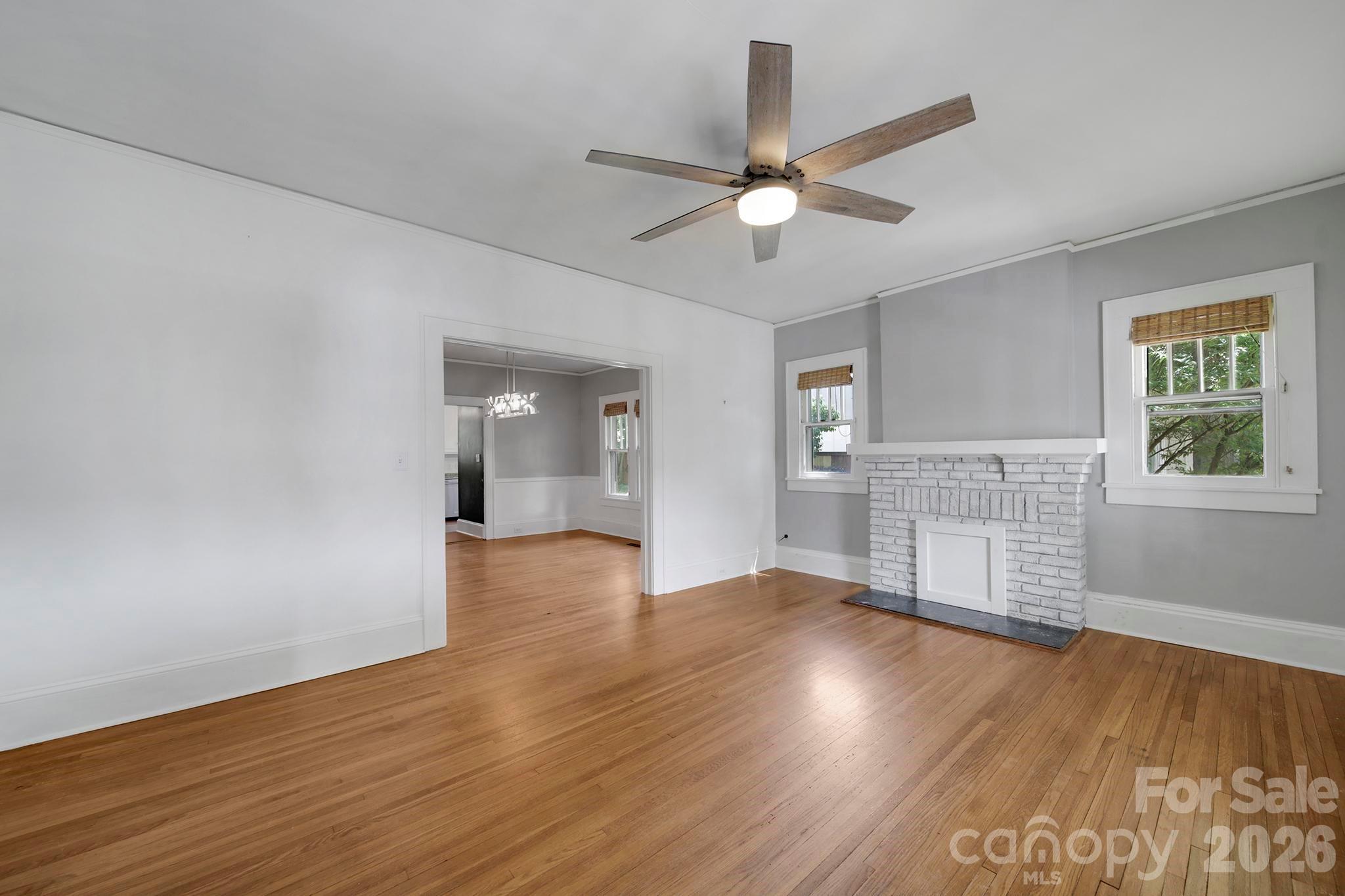 1638 Longfellow Street Charlotte NC 28205