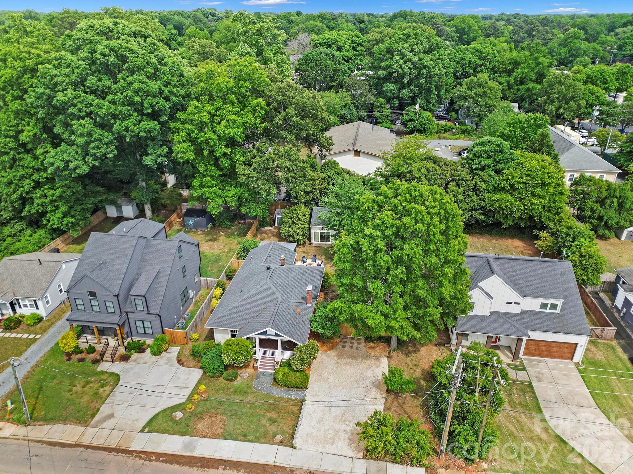 1638 Longfellow Street Charlotte NC 28205