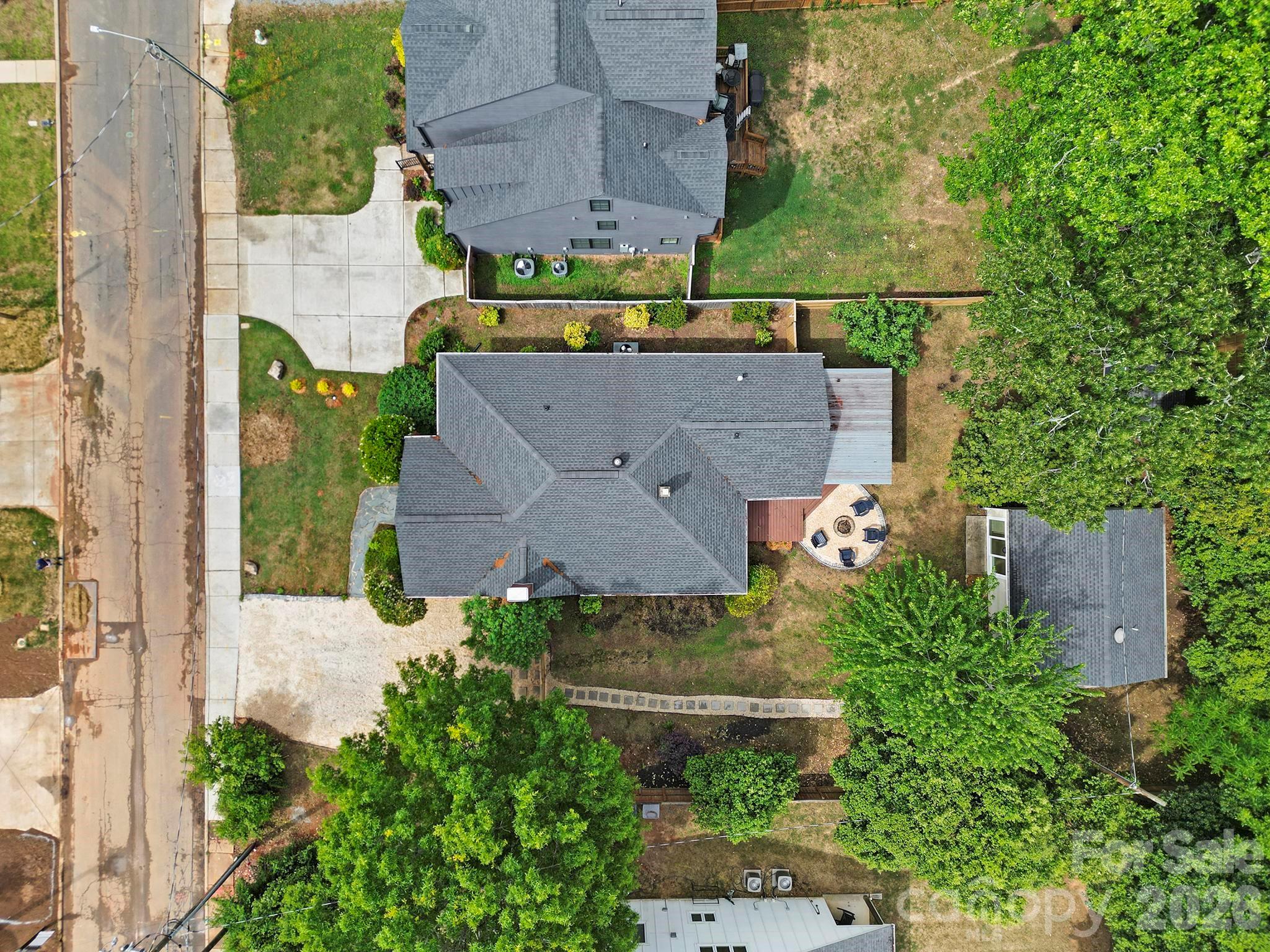 1638 Longfellow Street Charlotte NC 28205