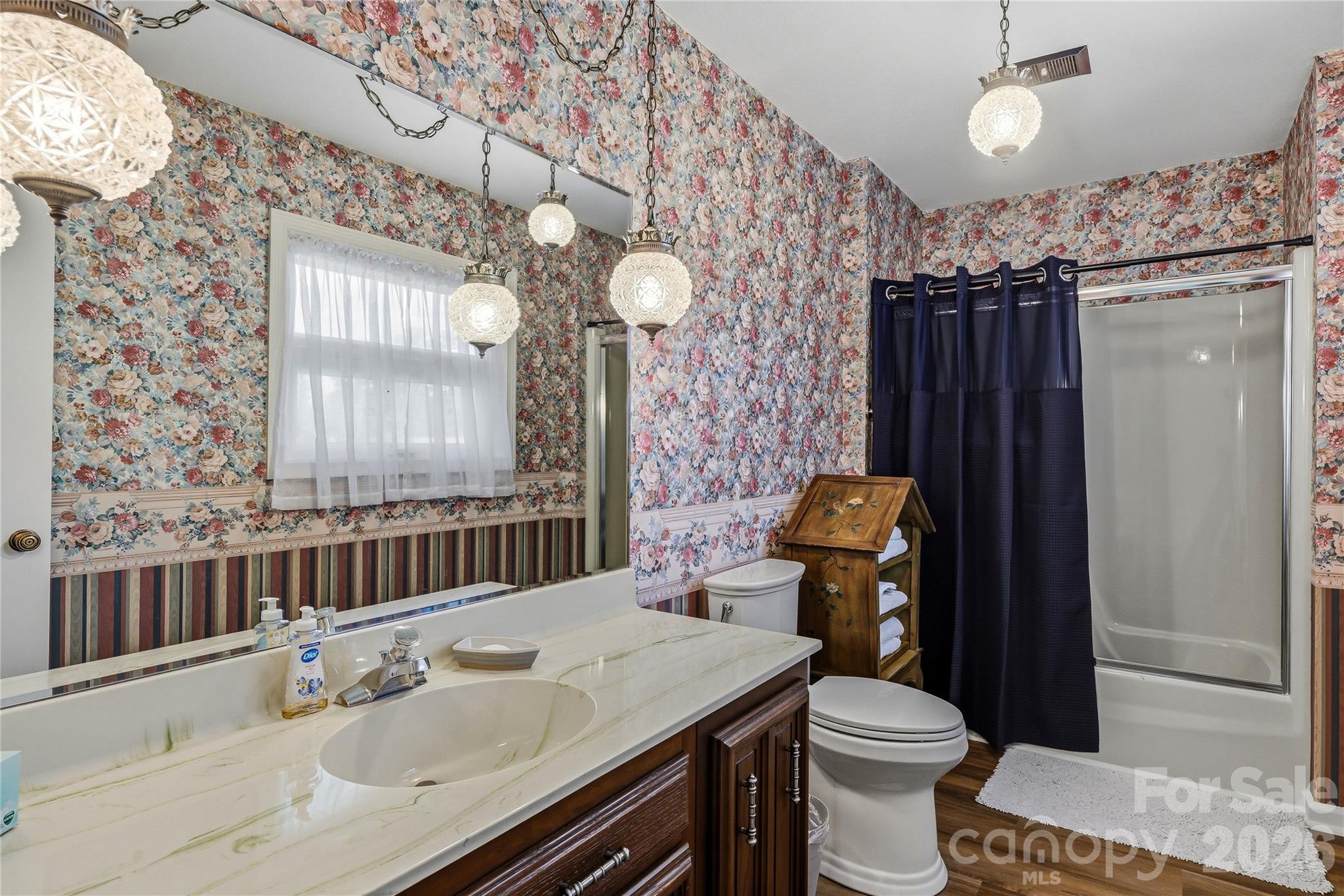 910 Rutledge Annex Hendersonville NC 28739
