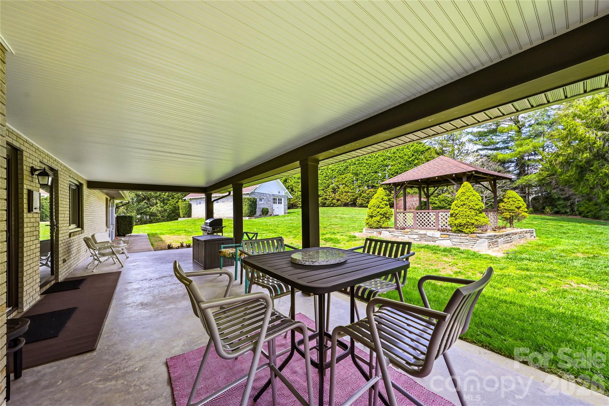 910 Rutledge Annex Hendersonville NC 28739