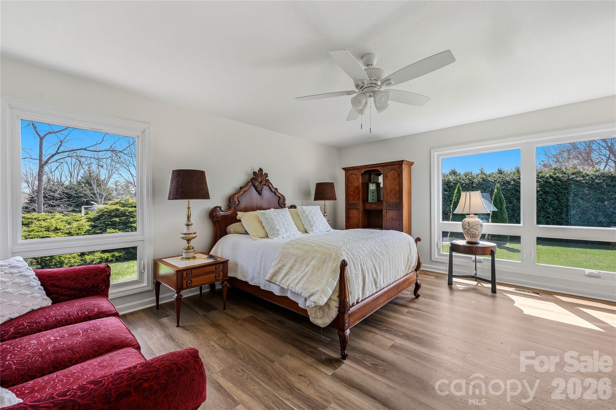 910 Rutledge Annex Hendersonville NC 28739