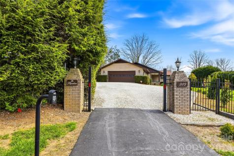 910 Rutledge Annex Hendersonville NC 28739