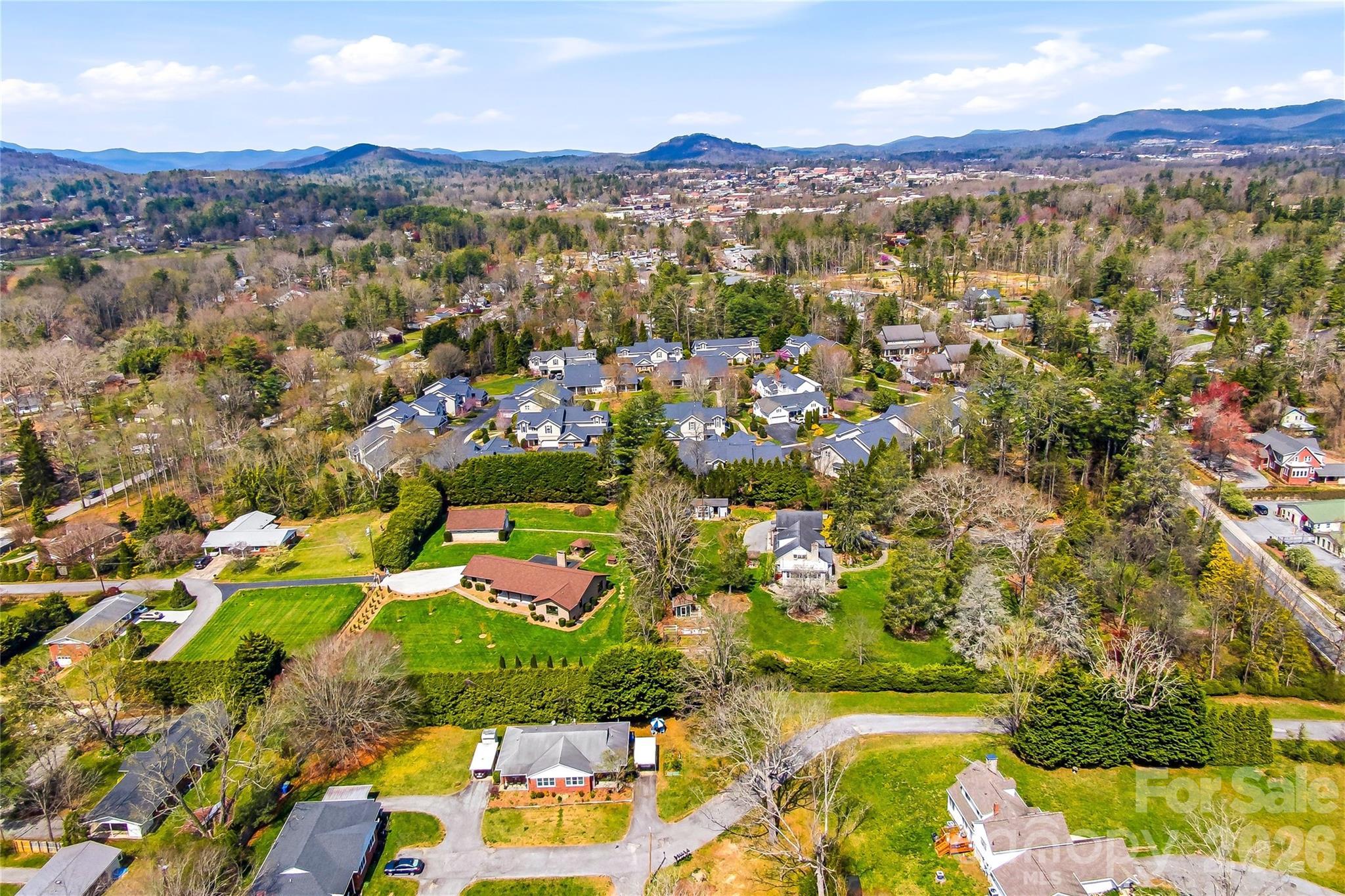 910 Rutledge Annex Hendersonville NC 28739