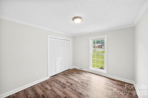 22 Forest Hill Road Belmont NC 28012