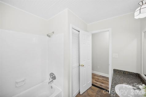 22 Forest Hill Road Belmont NC 28012