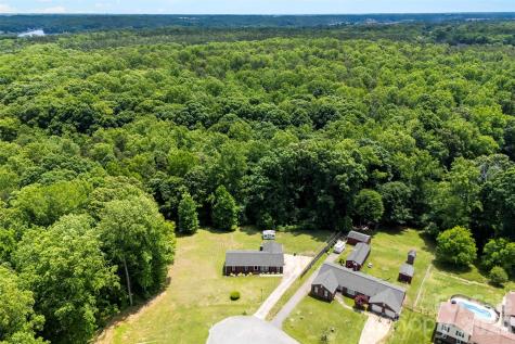 22 Forest Hill Road Belmont NC 28012