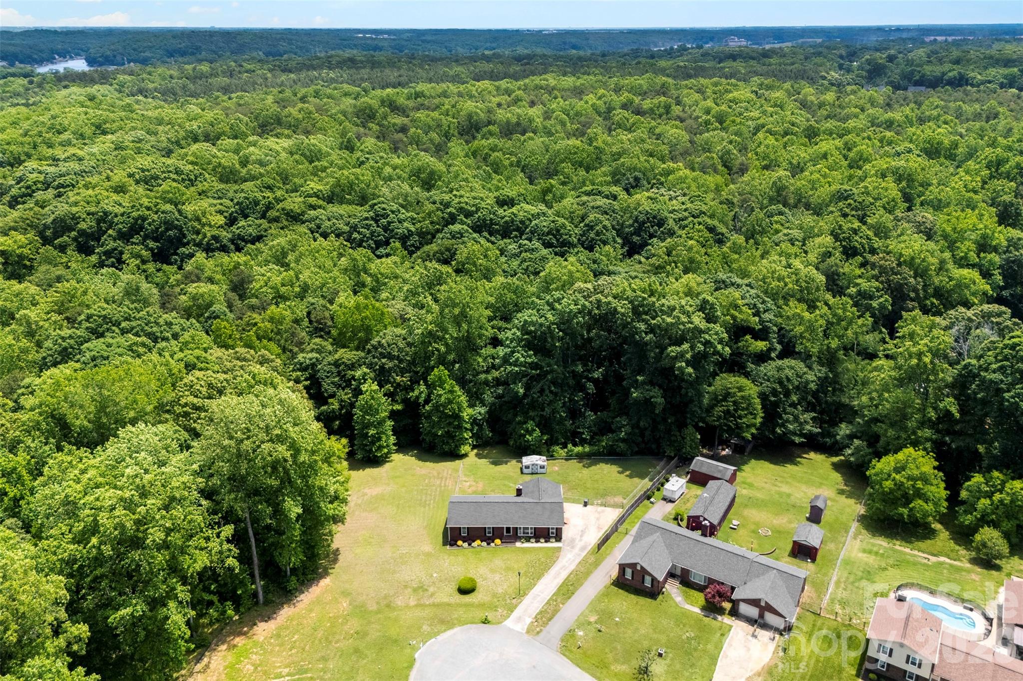 22 Forest Hill Road Belmont NC 28012