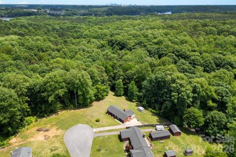 22 Forest Hill Road Belmont NC 28012