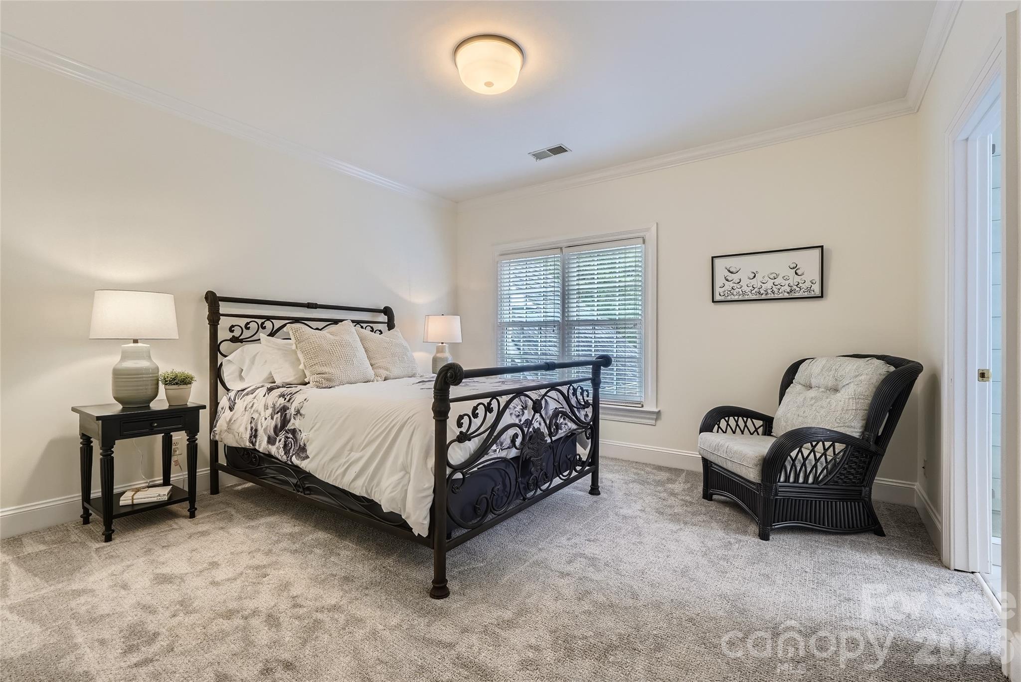 2560 Morrocroft Lane Charlotte NC 28211