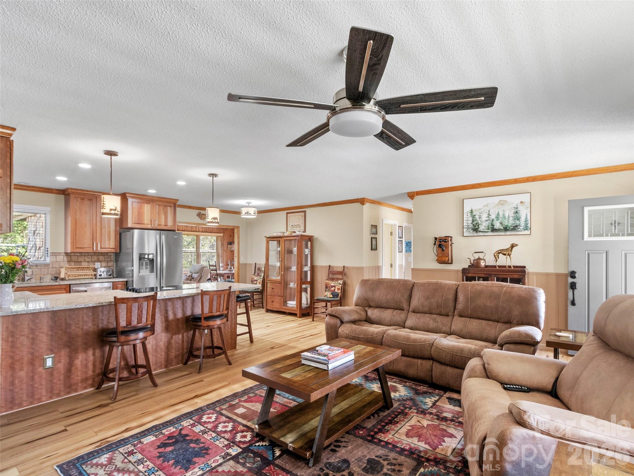 342 Mountain View Road Burnsville NC 28714