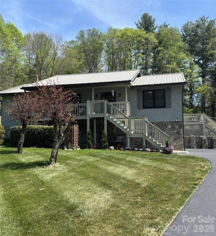 342 Mountain View Road Burnsville NC 28714
