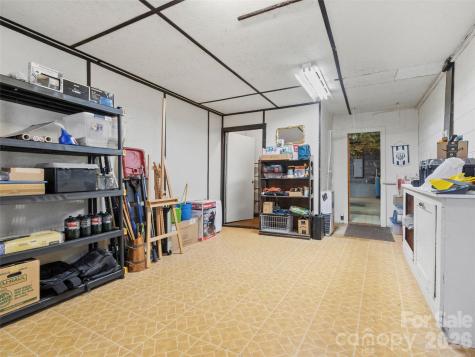 342 Mountain View Road Burnsville NC 28714
