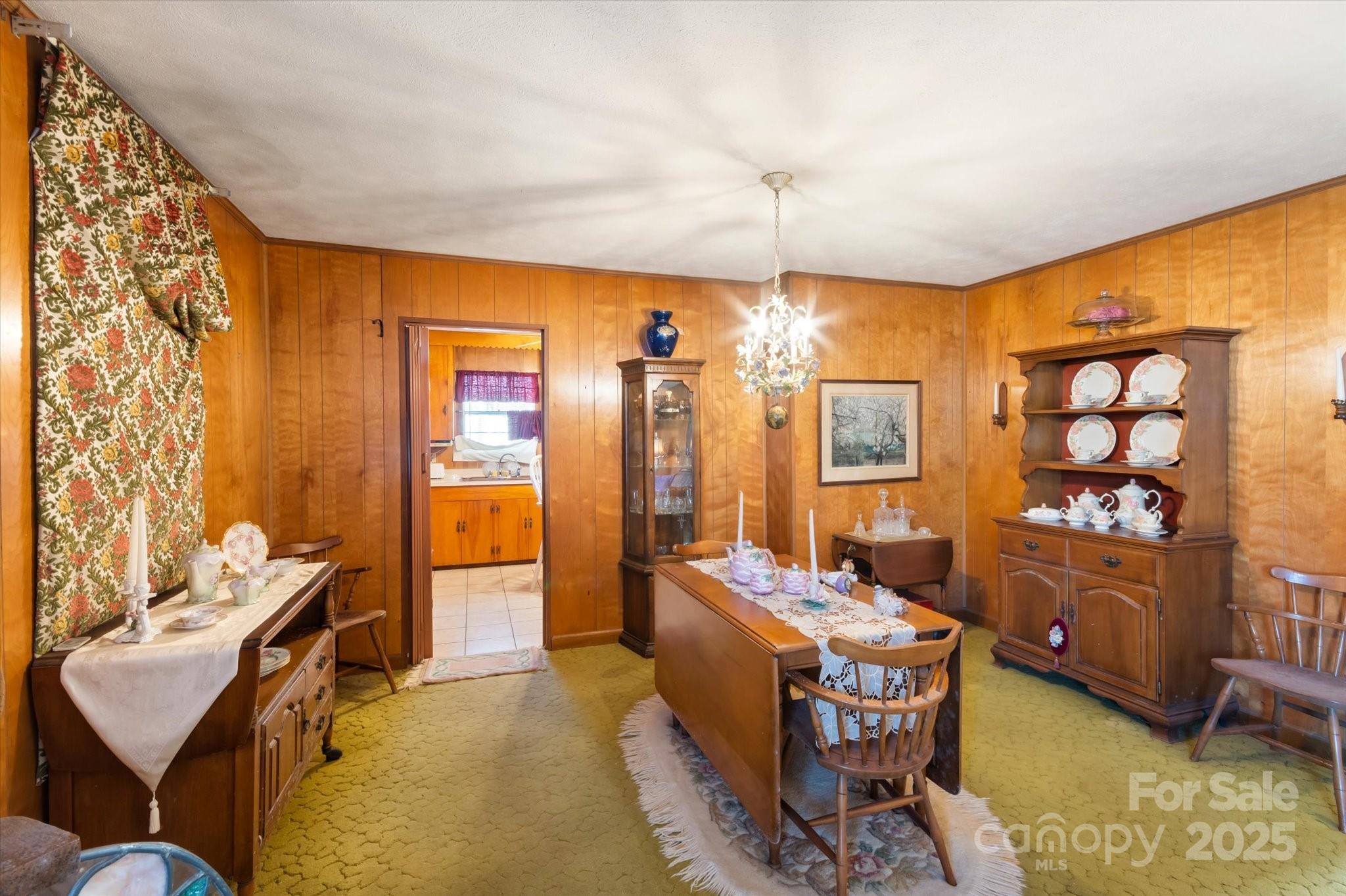 4186 Lake James Road Marion NC 28752