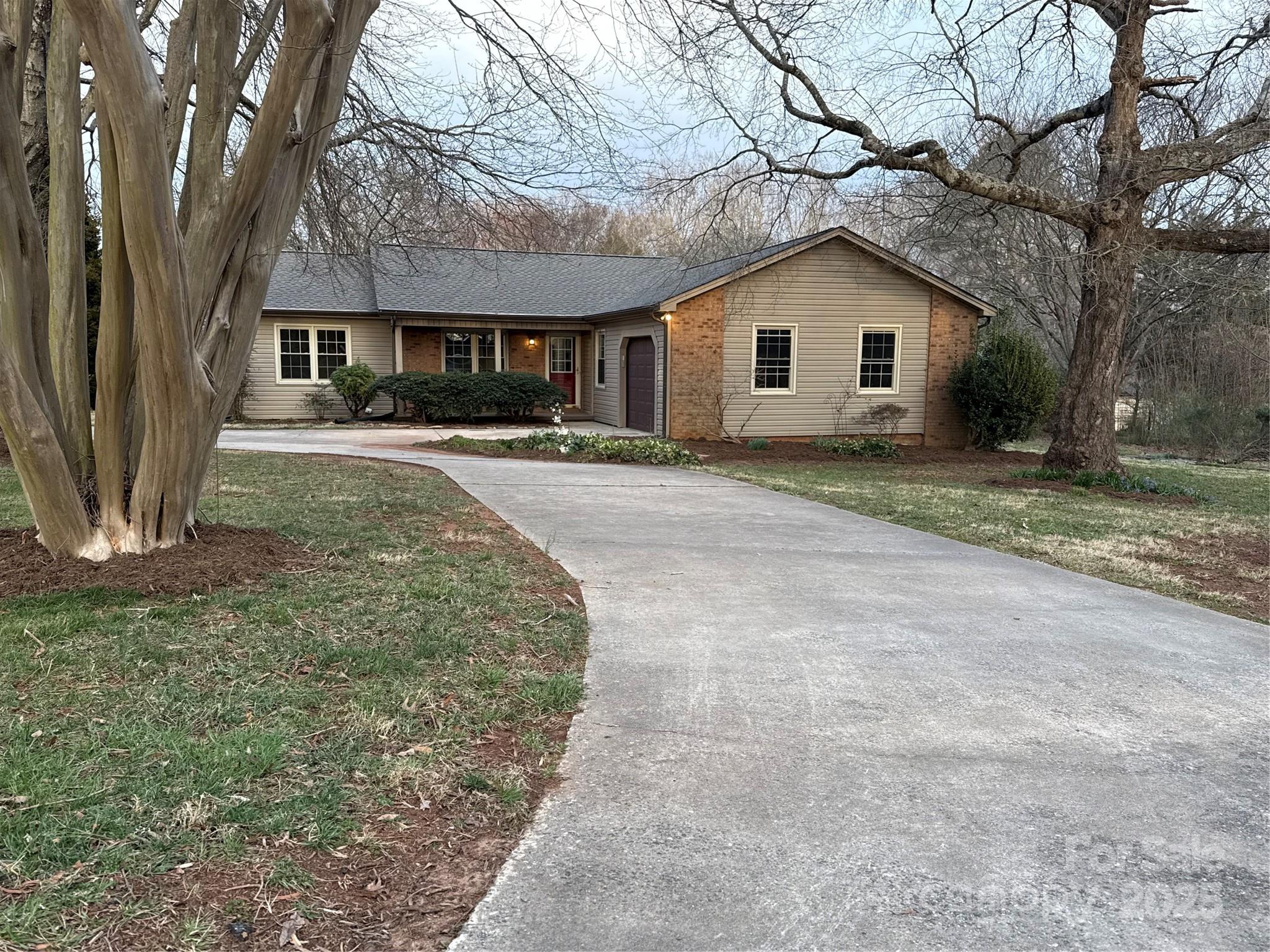 3498 Yorkland Drive Hickory NC 28601