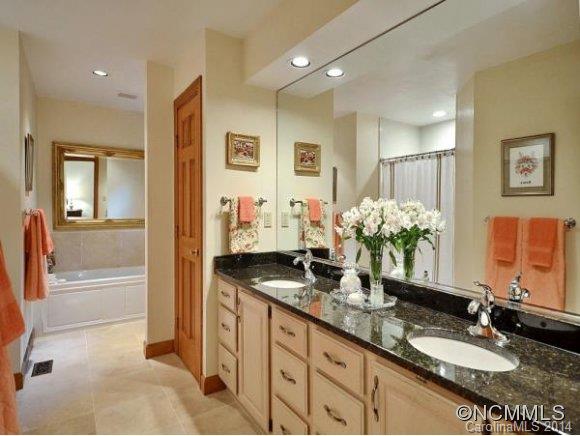1035 Windsor Drive Asheville NC 28803