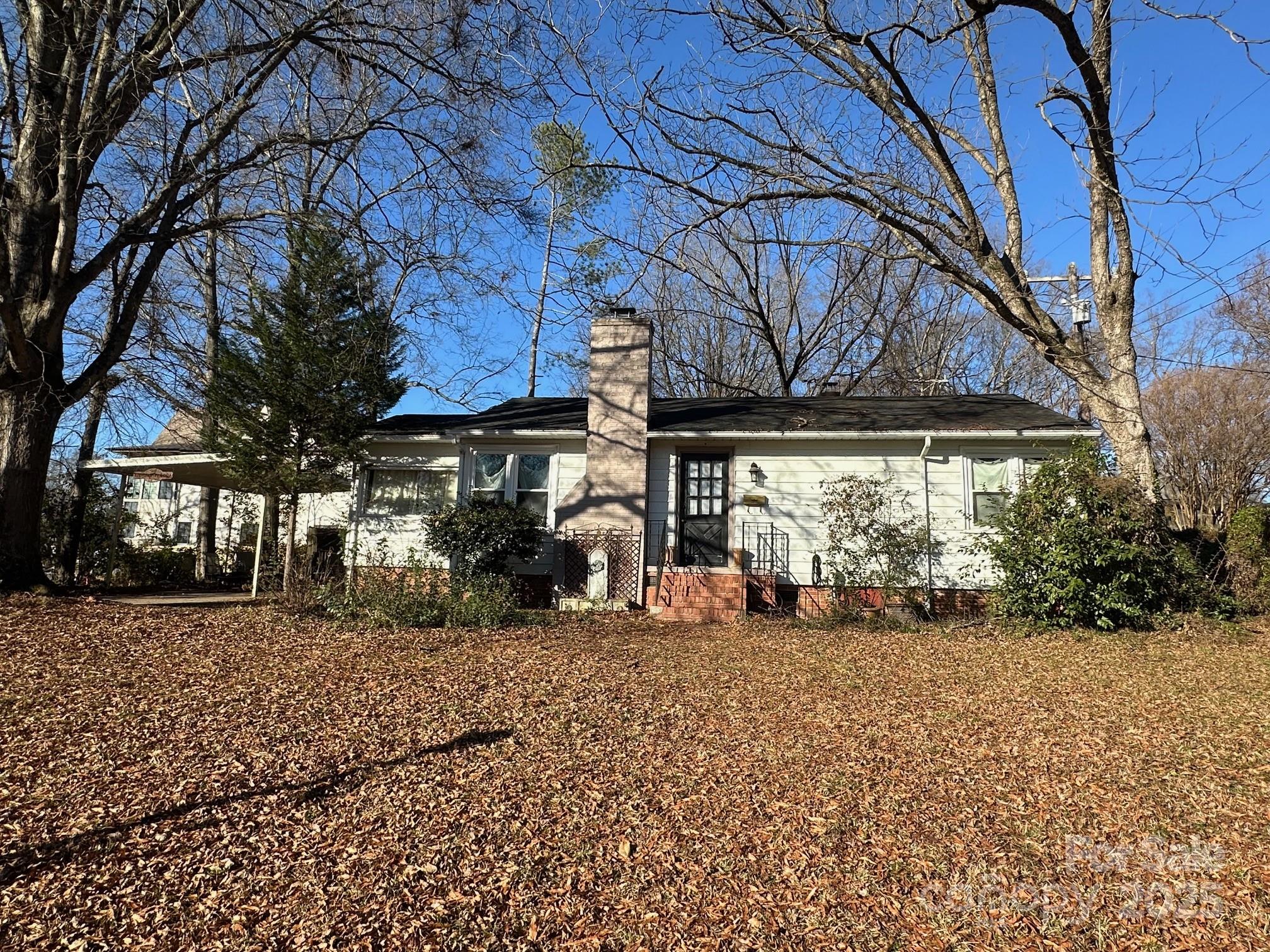 2209 Norcross Place Charlotte NC 28205