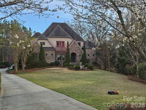 9222 Woodhall Lake Drive Waxhaw NC 28173
