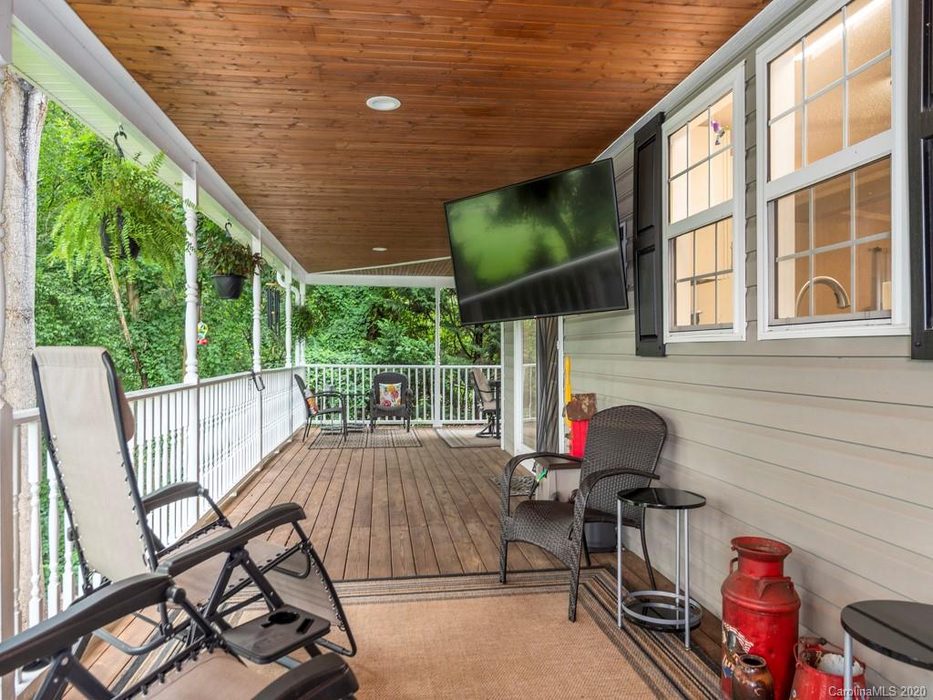 34 Edwards Street Asheville NC 28806