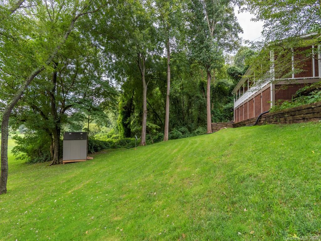 34 Edwards Street Asheville NC 28806