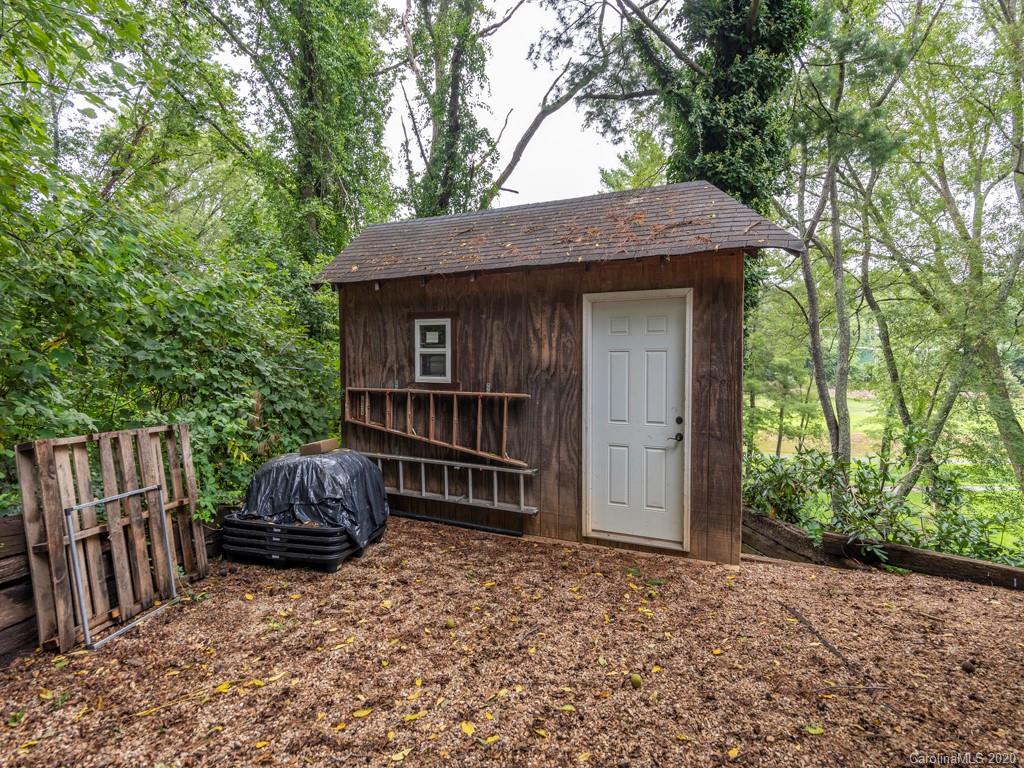 34 Edwards Street Asheville NC 28806