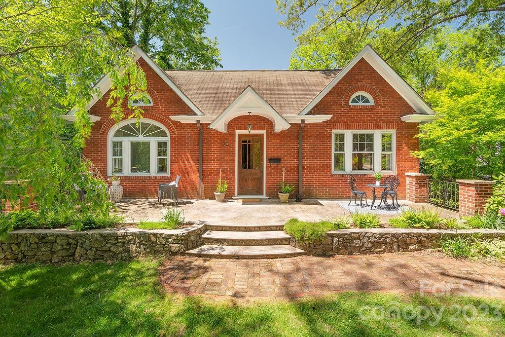 93 Forest Hill Drive Asheville NC 28803