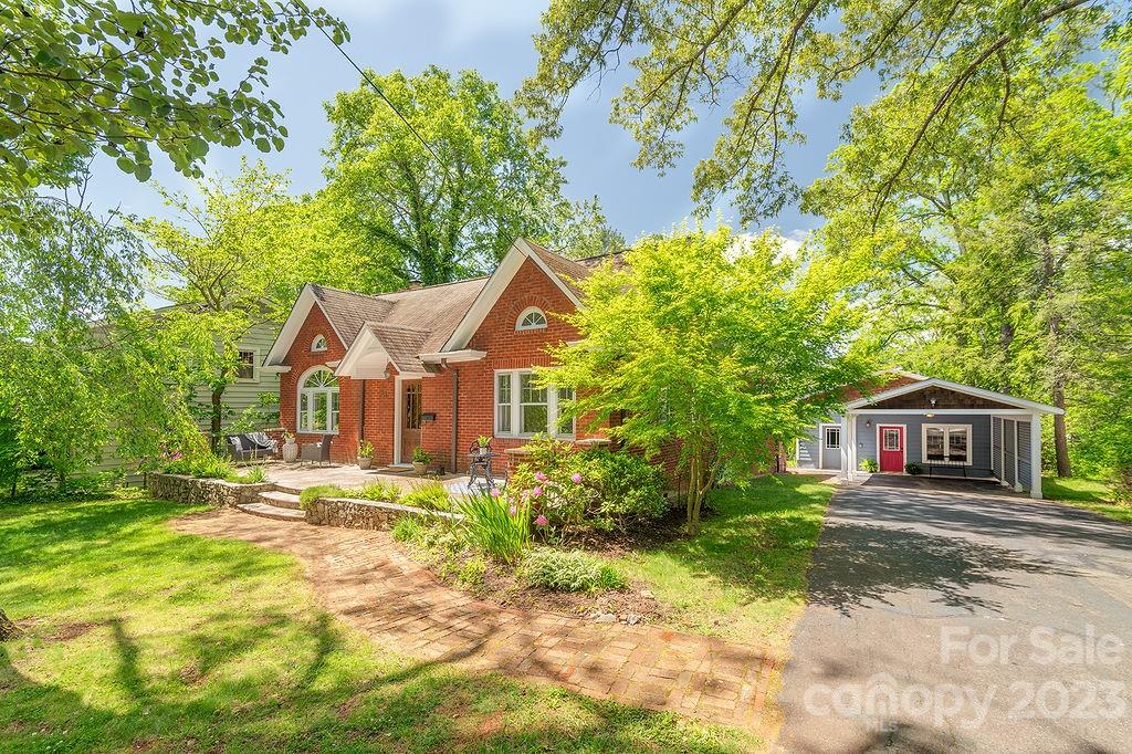 93 Forest Hill Drive Asheville NC 28803
