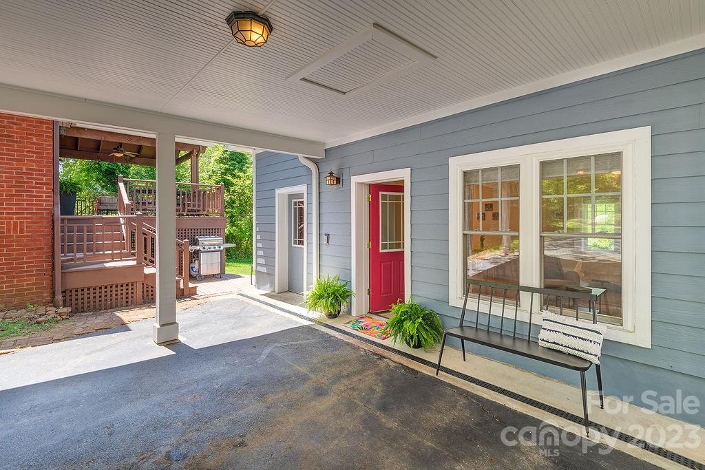 93 Forest Hill Drive Asheville NC 28803