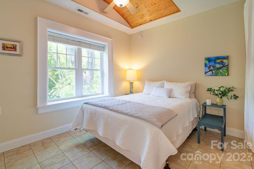 93 Forest Hill Drive Asheville NC 28803