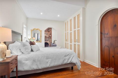 528 Padgettown Road Black Mountain NC 28711