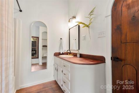 528 Padgettown Road Black Mountain NC 28711