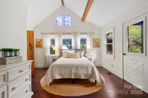 528 Padgettown Road Black Mountain NC 28711