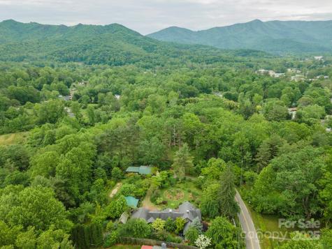 528 Padgettown Road Black Mountain NC 28711