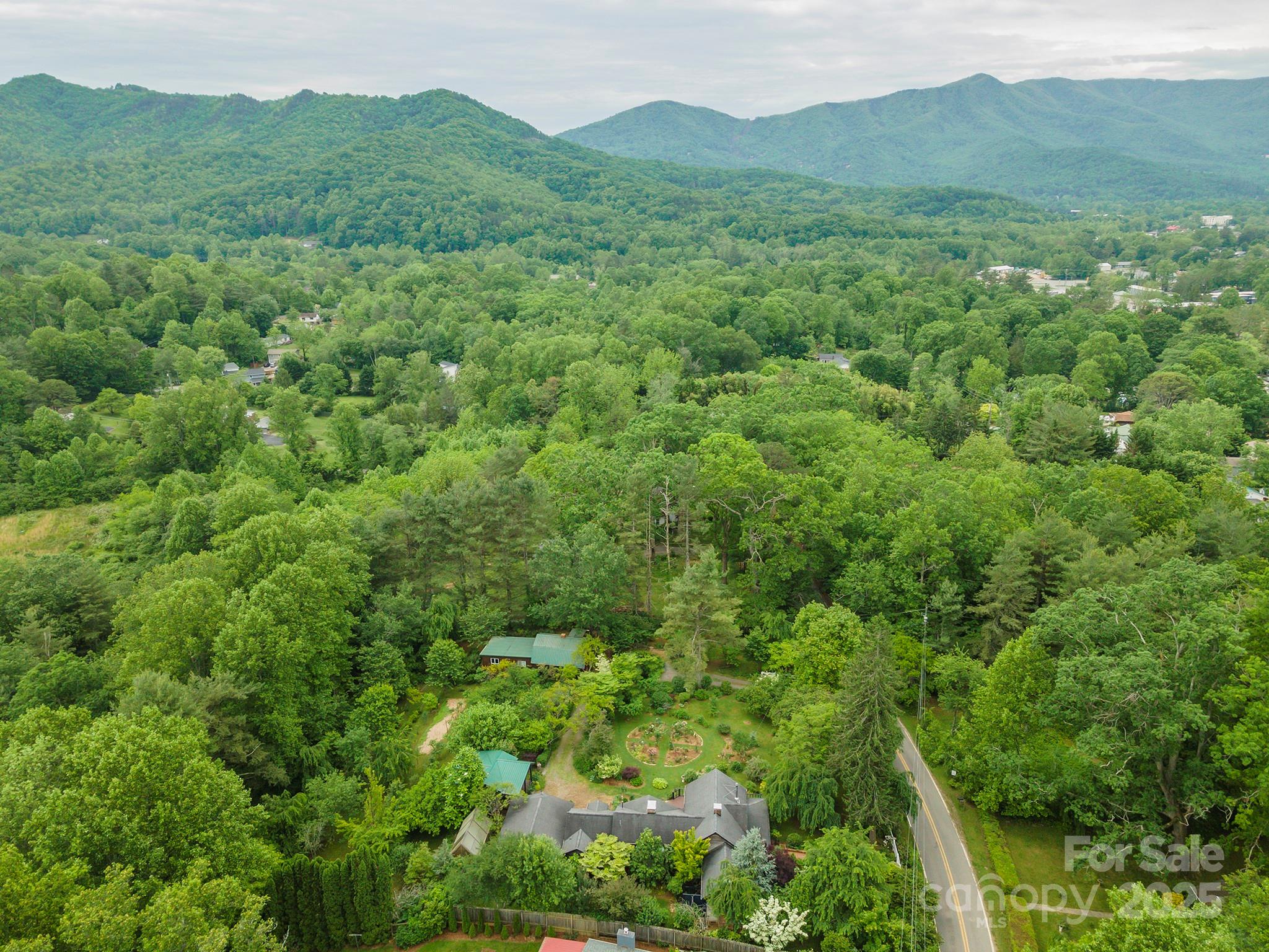 528 Padgettown Road Black Mountain NC 28711