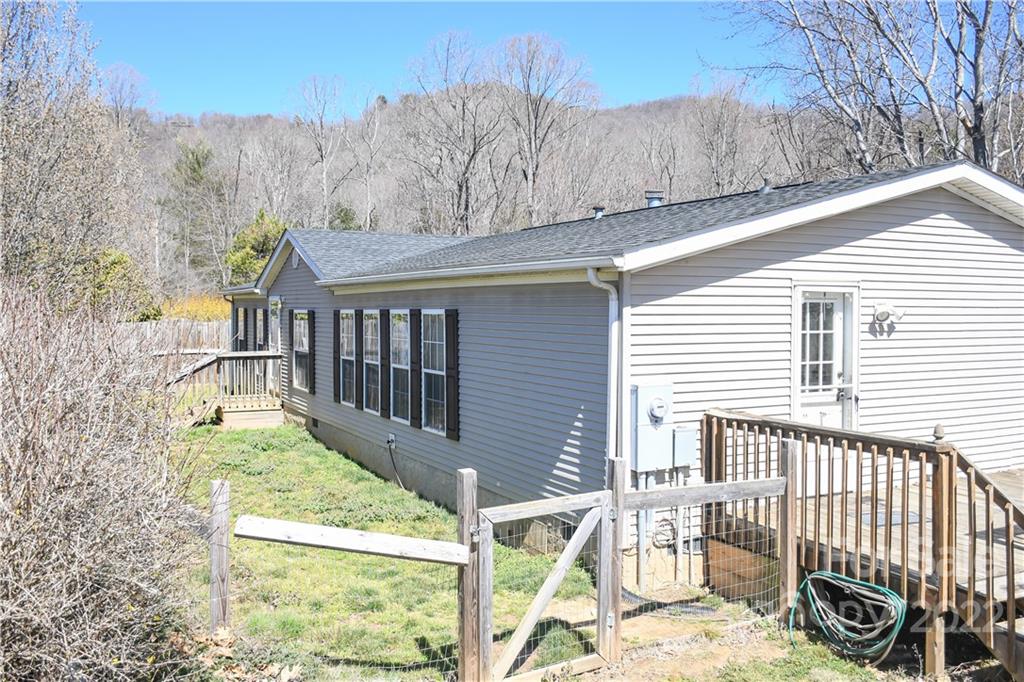 88 Austin Road Clyde NC 28721