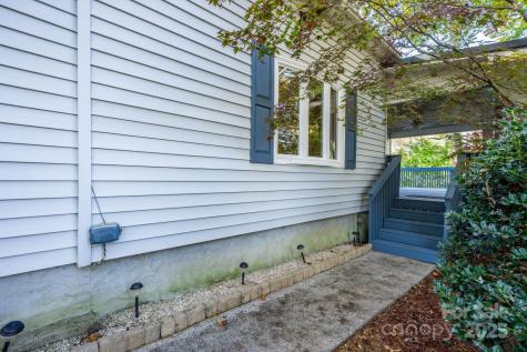 820 Peacehaven Place NW Lenoir NC 28645