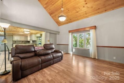 820 Peacehaven Place NW Lenoir NC 28645