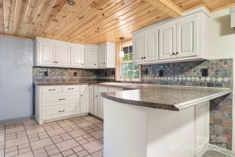 820 Peacehaven Place NW Lenoir NC 28645