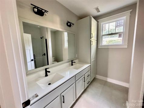 1104 Blueview Drive Black Mountain NC 28711