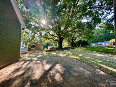 1104 Blueview Drive Black Mountain NC 28711