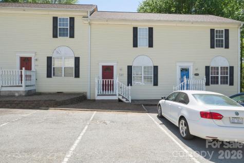 1057 19th Street NE Hickory NC 28601