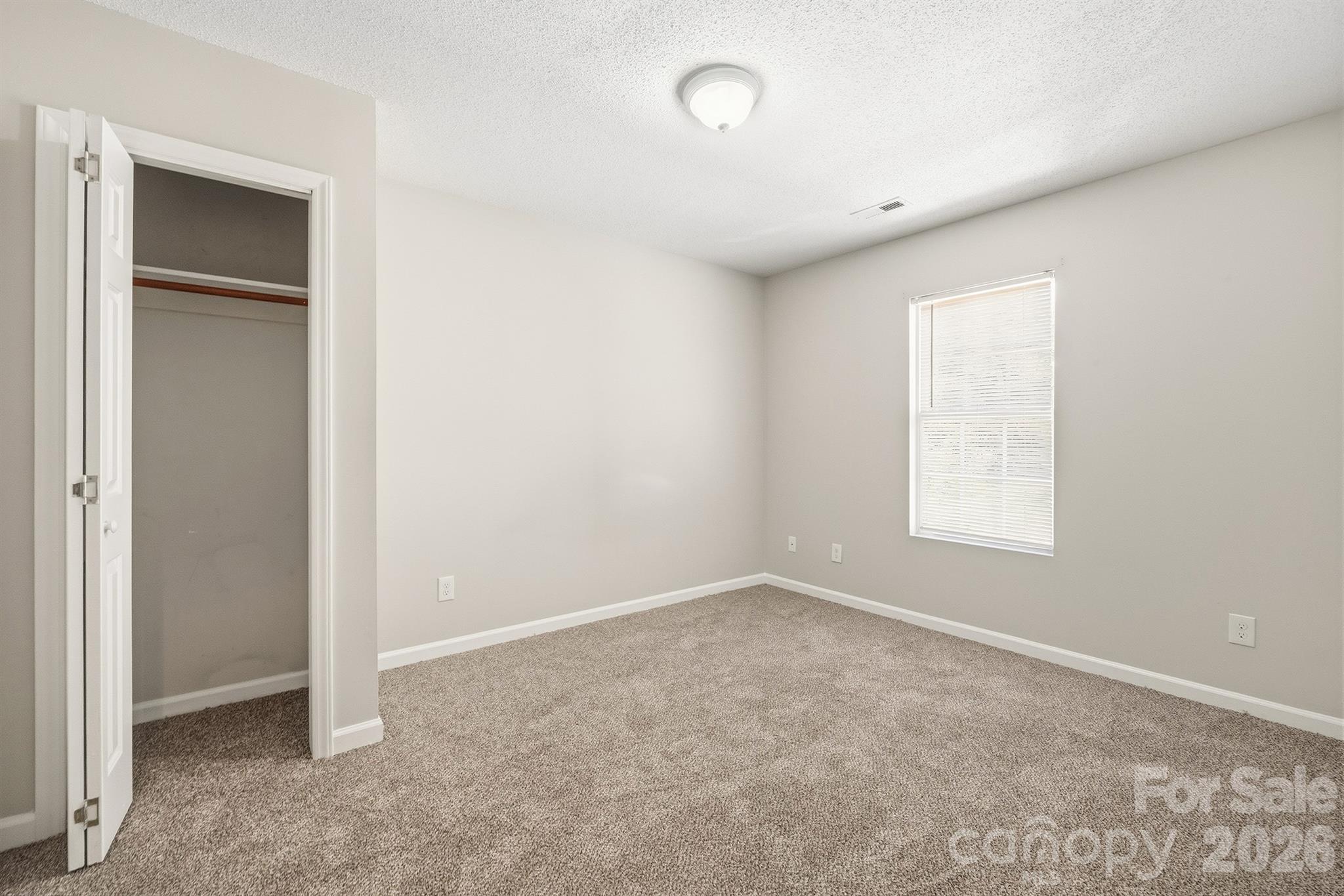 1057 19th Street NE Hickory NC 28601