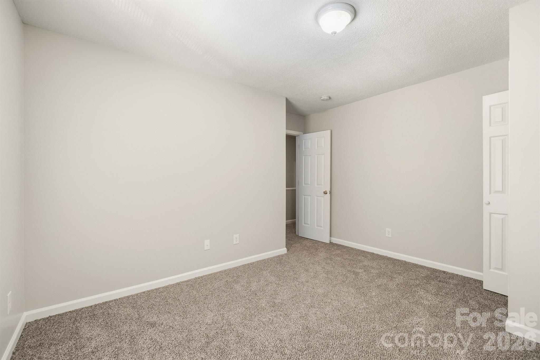 1057 19th Street NE Hickory NC 28601