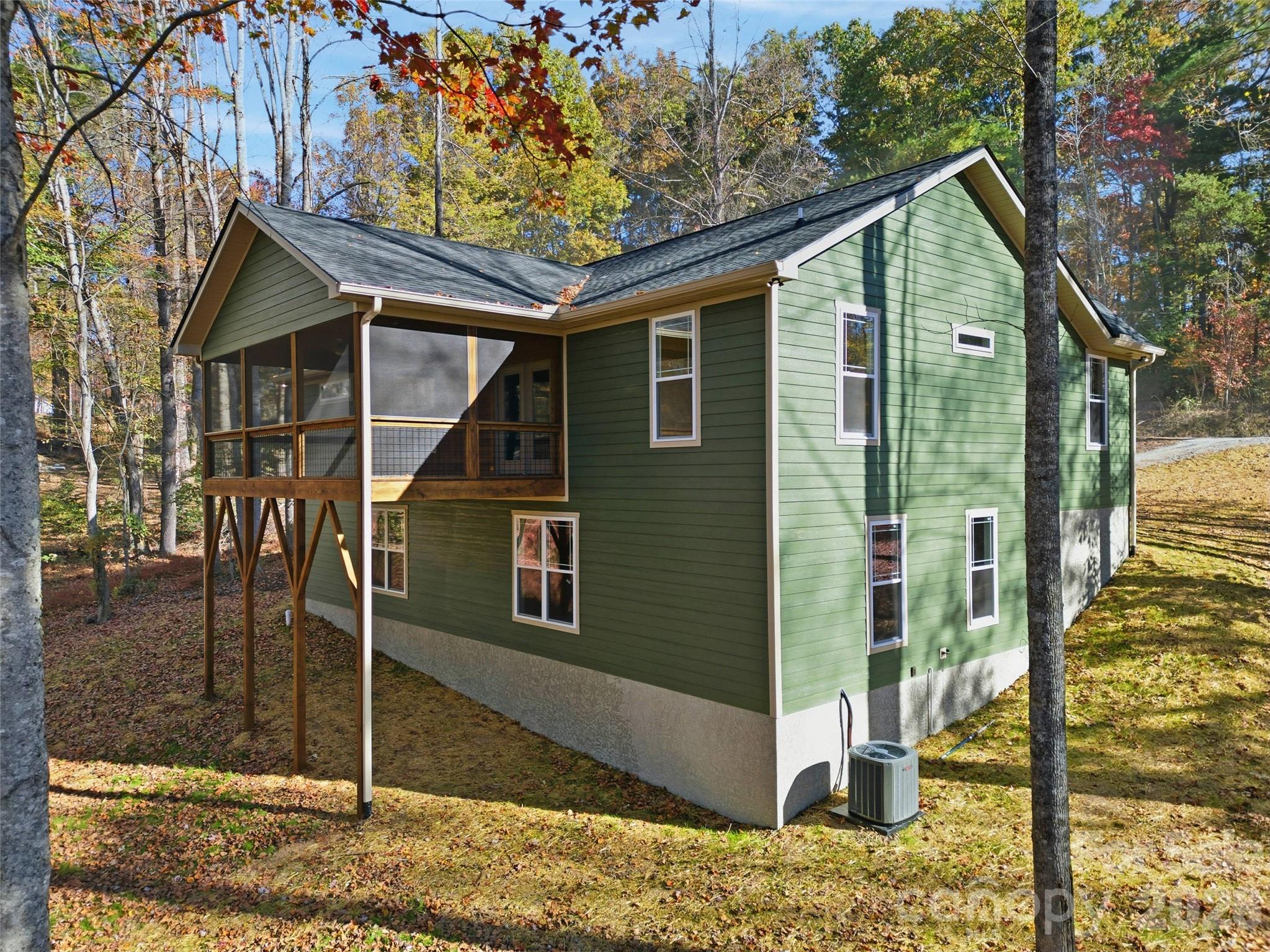1462 Brightwater Road Hendersonville NC 28739