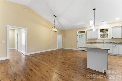 1462 Brightwater Road Hendersonville NC 28739