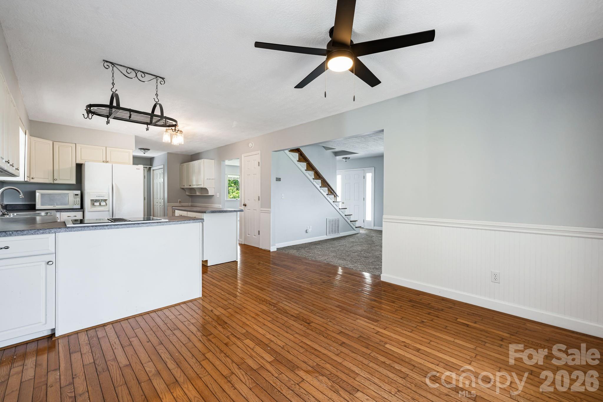 95 Friendship Road Burnsville NC 28714