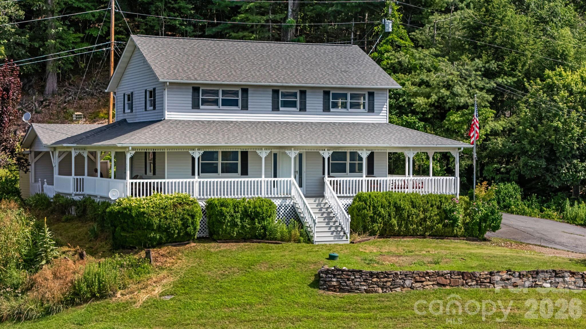 95 Friendship Road Burnsville NC 28714