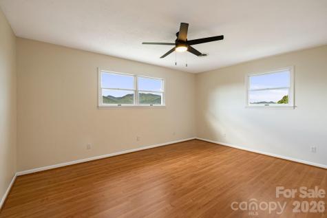 95 Friendship Road Burnsville NC 28714